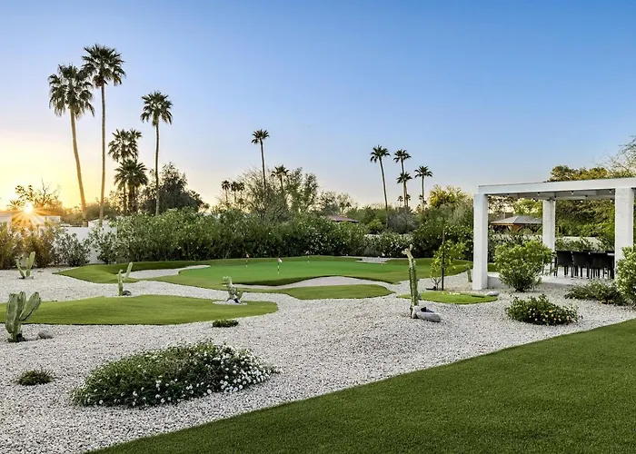 Luxury With Pool, Pickleball Court And Fireplaces In Scottsdale, Arizona *