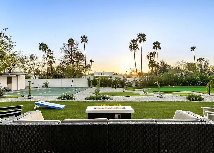 Holiday home Luxury With Pool, Pickleball Court And Fireplaces In Scottsdale, Arizona *