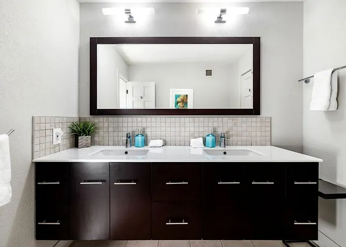 Holiday home Luxury With Pool, Pickleball Court And Fireplaces In Scottsdale, Arizona