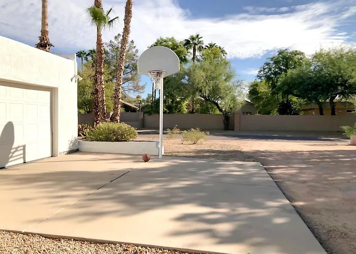 Holiday home Luxury With Pool, Pickleball Court And Fireplaces In Scottsdale, Arizona Scottsdale
